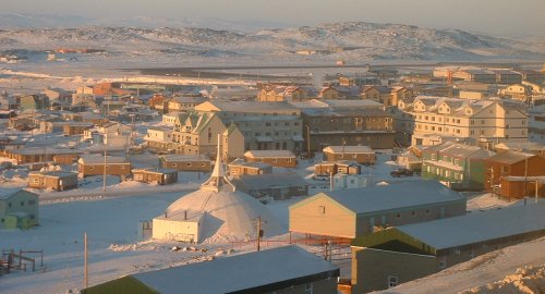iqaluit canada